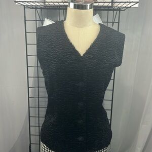 Vintage Vegan Shearling Vest from DONCATER. Lined. Expert craftsmanship. EUC